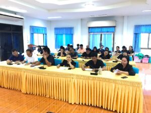 ประชุมรับฟังการชี้แจงการประเมิน คุณธรรมและความโปร่งใสจาก เจ้าหน้าที่ สำนักงาน ปปช.จังหวัดร้อยเอ็ด ณ.หอประชุมองค์การบริหารส่วนตำบลเมืองทุ่ง อำเภอสุวรรณภูมิ จังหวัดร้อยเอ็ด